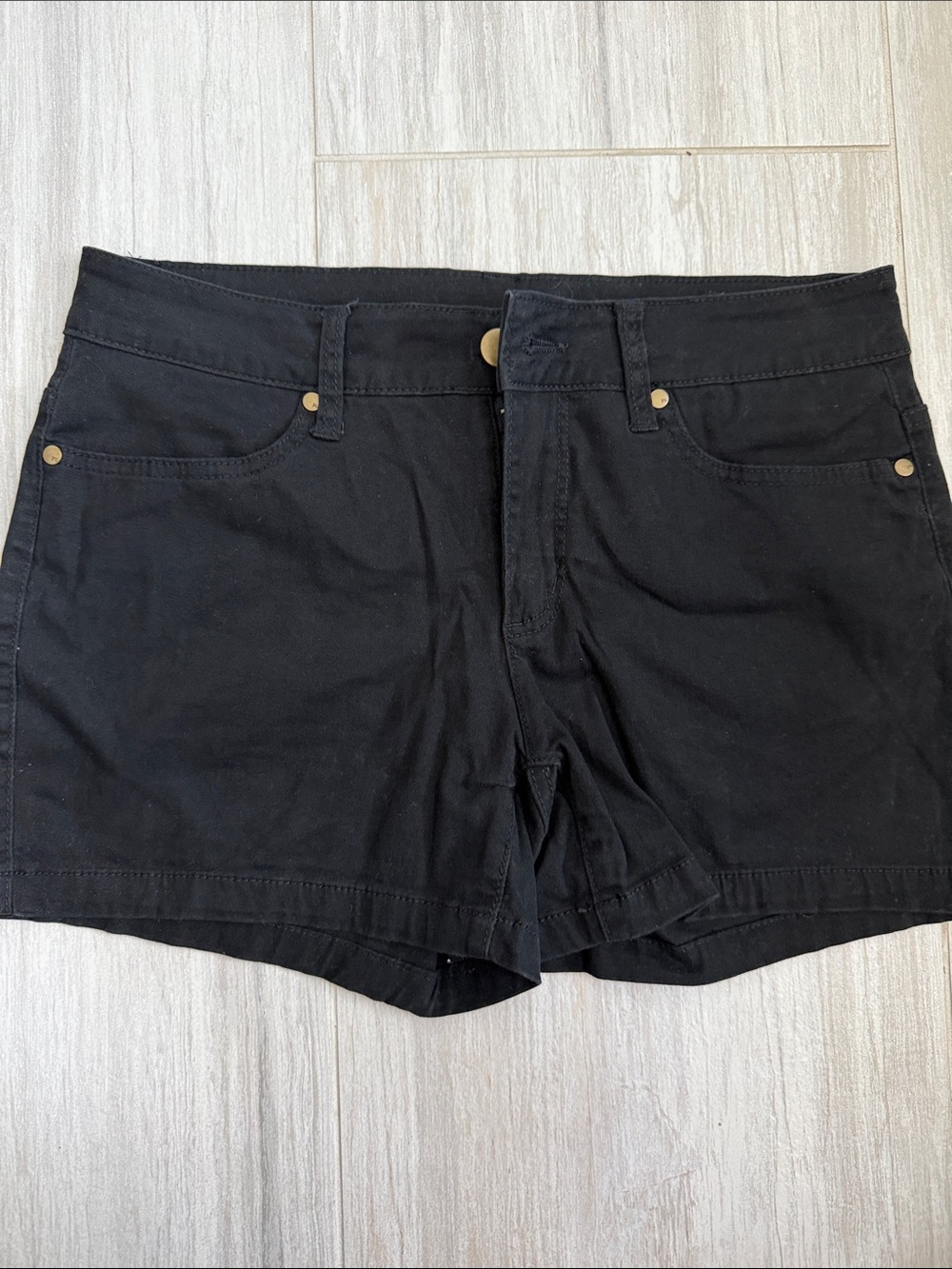 Faded Glory Black Jean Shorts - stretchy and cotton Classic Back Pocket Style 10
